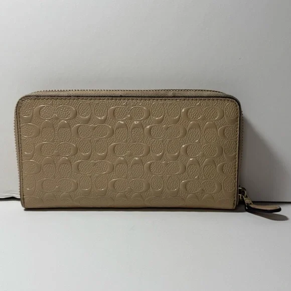 COACH Beige Signature Patent Leather Accordion Zip Around Wallet - Picture 2 of 4